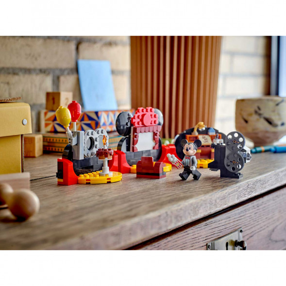 Конструктор LEGO Disney 40600 Празднование 100-летия Дисней в Новороссийске