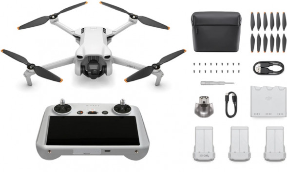 Квадрокоптер DJI Mini 3 Fly More Combo Plus (DJI RC) в Новороссийске