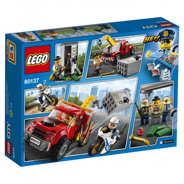 Конструктор LEGO City Police 60137 Побег на буксировщике в Новороссийске