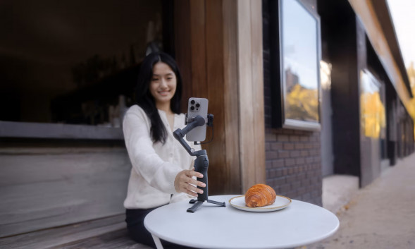 Электрический стабилизатор для смартфона DJI Osmo Mobile 7P в Новороссийске