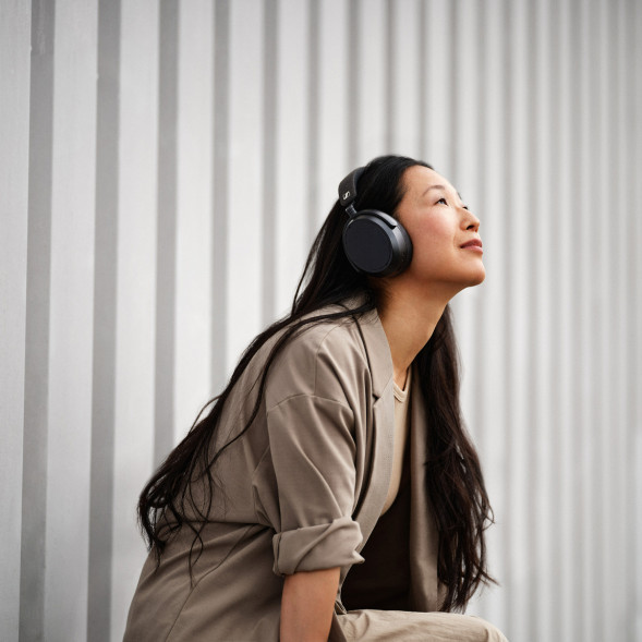 Беспроводные наушники Sennheiser Momentum 4 Wireless, Graphite в Новороссийске