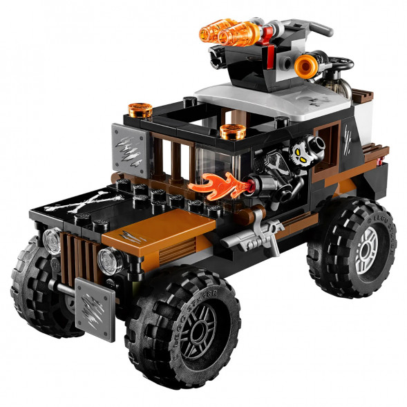 Конструктор LEGO Super Heroes 76050 Опасное ограбление в Новороссийске