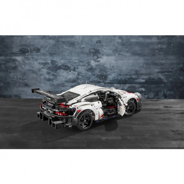 Конструктор LEGO Technic 42096 Porsche 911 RSR в Новороссийске