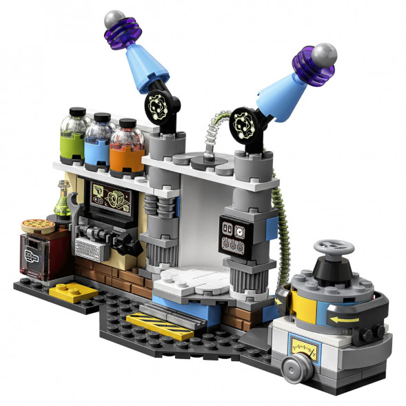 Конструктор LEGO Hidden Side 70418 Лаборатория призраков в Новороссийске