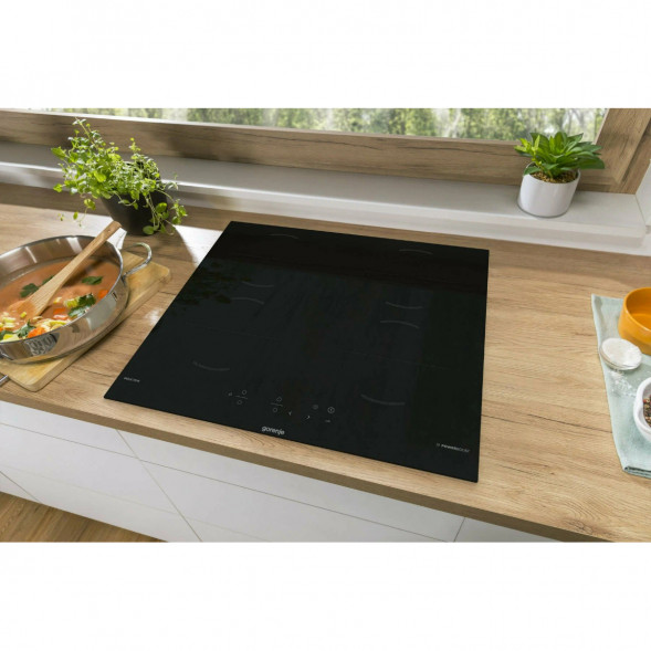 Индукционная варочная панель Gorenje GI6401BSCE, черный в Новороссийске