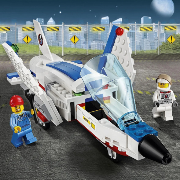 Конструктор LEGO City Space Port 60079 Транспортер для учебных самолетов в Новороссийске