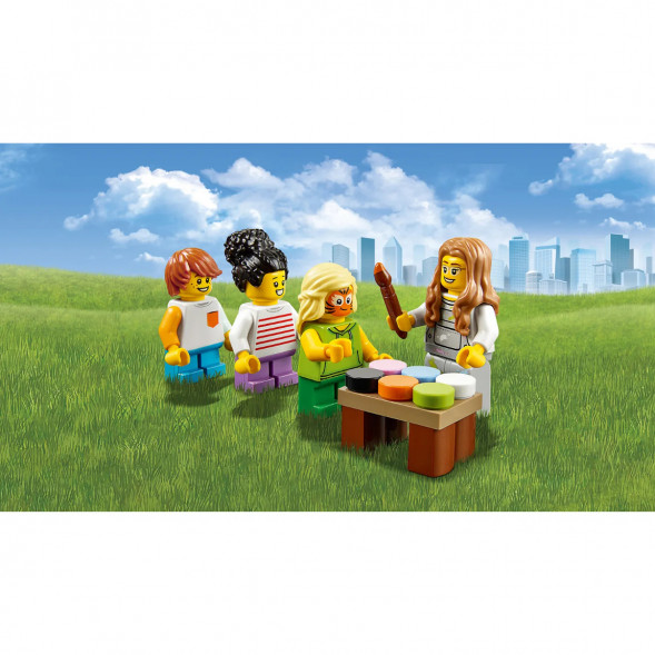 Конструктор LEGO City Town 60234 Комплект минифигурок Весёлая ярмарка в Новороссийске